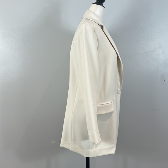 Silvia Tcherassi Pearl Single Breasted Blazer with Sequin Stripe to Centre Back - Picture 5 of 17